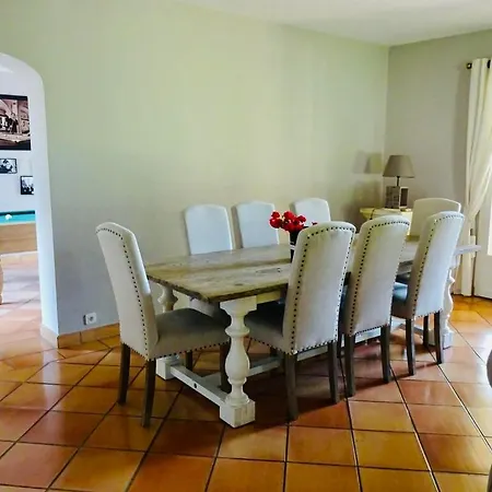 La Des Alberes Villa *